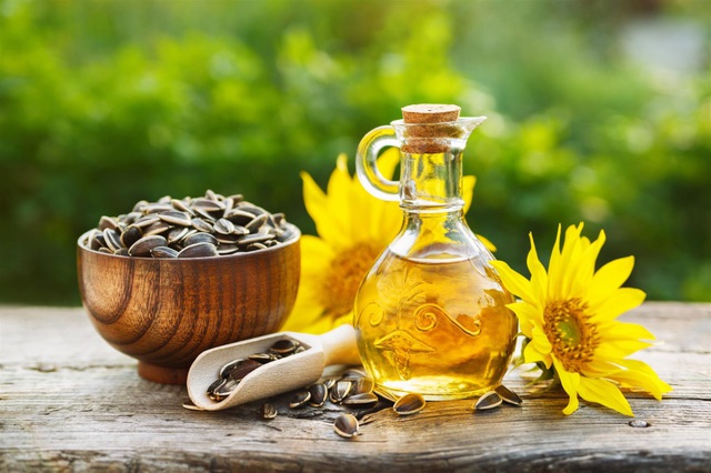 Tuyệt chi&ecirc;u sở hữu l&agrave;n da mềm mịn cho c&ocirc; n&agrave;ng c&ocirc;ng sở - Ảnh 2.