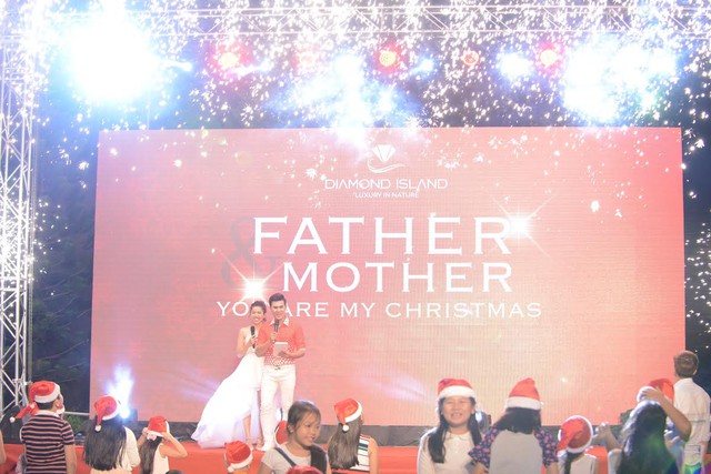 Chương trình giáng sinh đầy ý nghĩa – Bố Mẹ chính là ông già Noel trong cuộc sống