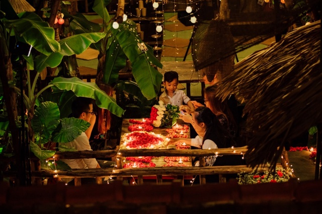 Quán ăn đẹp như tranh vẽ hút khách tại Hà Nội - Ảnh 8.