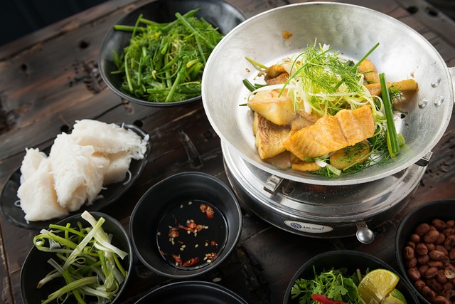 Nhà hàng chả cá Lăng - nét đẹp ẩm thực Hà Thành  - Ảnh 1.