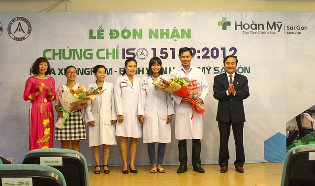 Bệnh viện Hoàn Mỹ Sài Gòn nhận chứng chỉ xét nghiệm lâm sàng tiêu chuẩn quốc tế - Ảnh 2.