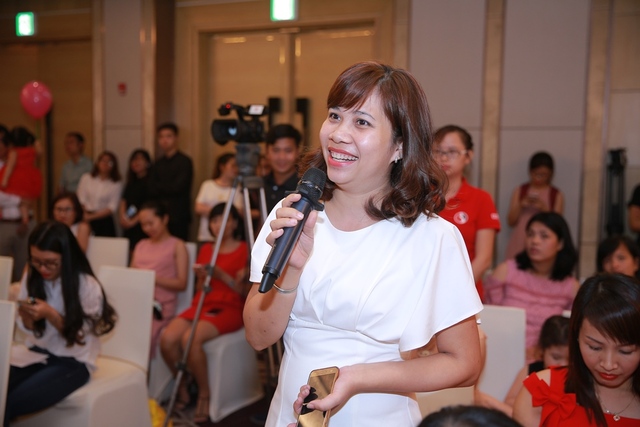 MC Việt Anh: Lần đầu tiên chia sẻ về việc chăm con cùng vợ - Ảnh 4.
