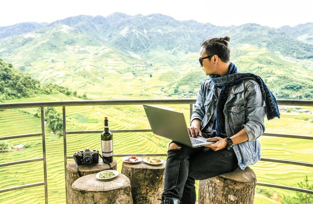 Vừa ra mắt, LG gram si&ecirc;u nhẹ đ&atilde; khiến d&acirc;n t&igrave;nh &ldquo;m&ecirc; mẩn&rdquo; - Ảnh 4.