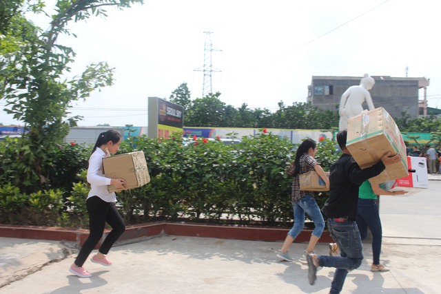 Thái Nguyên: Diễn tập phương án phòng cháy chữa cháy tại chung cư Tiến Bộ - Ảnh 1.