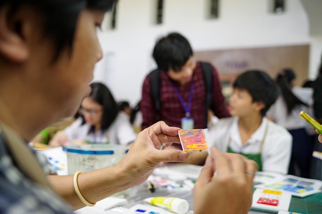 Xúc động trong buổi tọa đàm “Công nghệ thu hẹp khoảng cách giữa người khuyết tật và thế giới” - Ảnh 37.