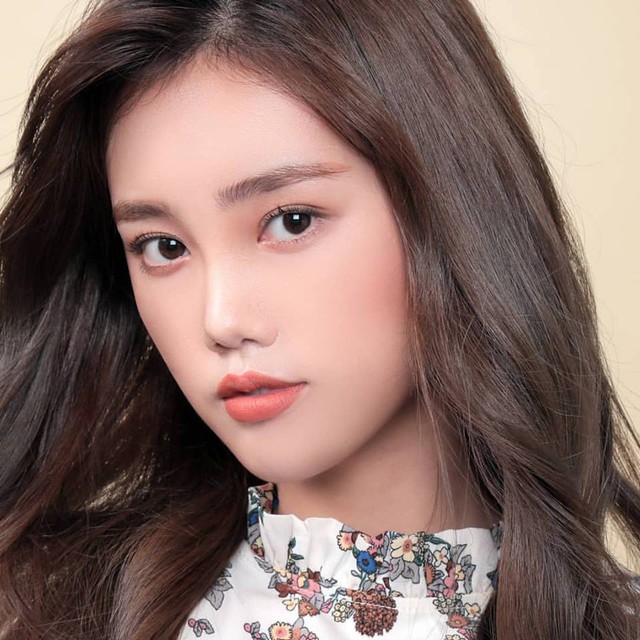 Amok lại khiến phái đẹp châu Á sôi sục bằng BST mới với bảng màu cực độc - Ảnh 11. Amok lại khiến phái đẹp châu Á sôi sục bằng BST mới với bảng màu cực độc - Ảnh 11.