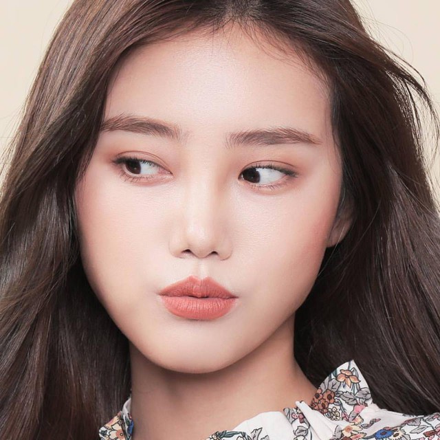 Amok lại khiến phái đẹp châu Á sôi sục bằng BST mới với bảng màu cực độc - Ảnh 12. Amok lại khiến phái đẹp châu Á sôi sục bằng BST mới với bảng màu cực độc - Ảnh 12.
