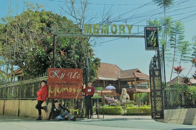 Memory cafe & Villa Đà Lạt đậm chất xưa tuyệt đẹp giữa lòng thành phố hoa - Ảnh 1.