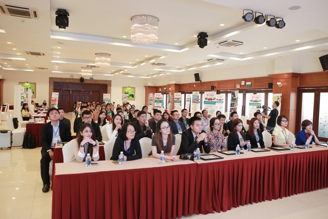 Gặp gỡ và giao lưu chương trình “Alumni talk” tại triển lãm du học 2018 - Ảnh 1. Gặp gỡ và giao lưu chương trình “Alumni talk” tại triển lãm du học 2018 - Ảnh 1.