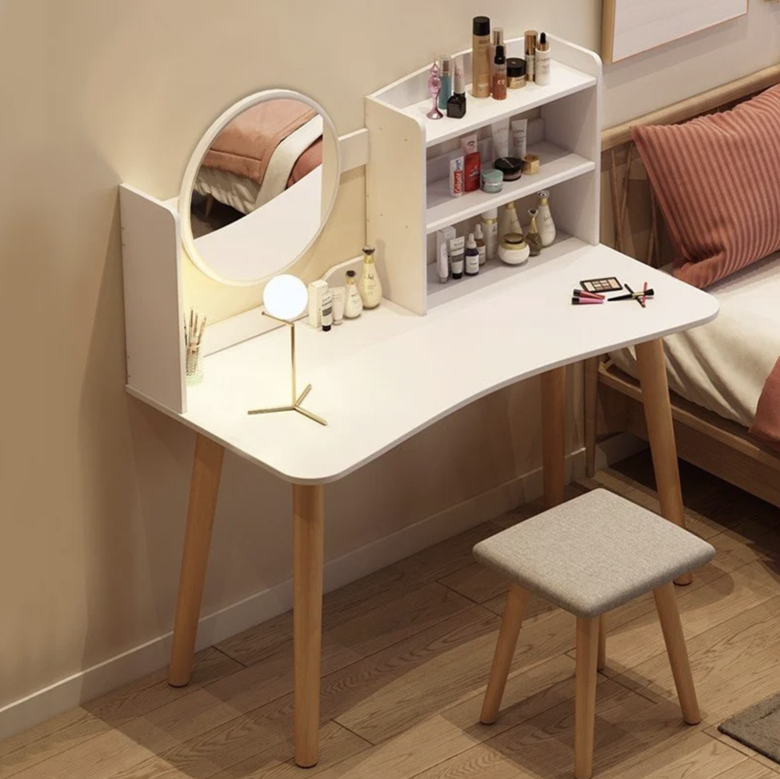 Bàn trang điểm giá rẻ từ 700k chị em sắm về làm đẹp cho chanh sả - Ảnh 6. Bàn trang điểm giá rẻ từ 700k chị em sắm về làm đẹp cho chanh sả - Ảnh 6.