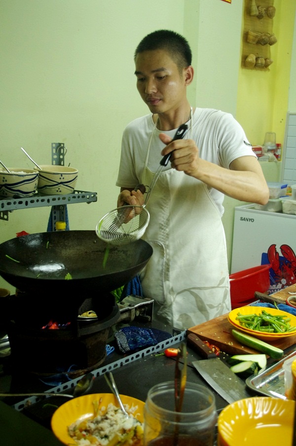 Khám phá hàng đồ nướng siêu ngon ở Quận 10 15