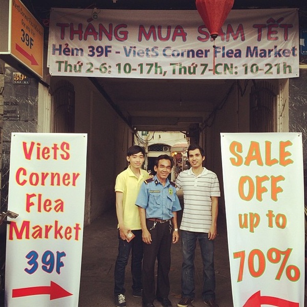 Tháng mua sắm Tết tại VietS Corner Flea Market 15