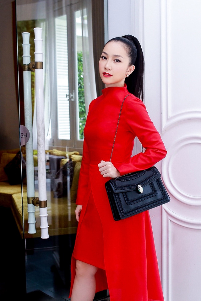 Linh Nga trở thành đại sứ thương hiệu PHUONG MY 6