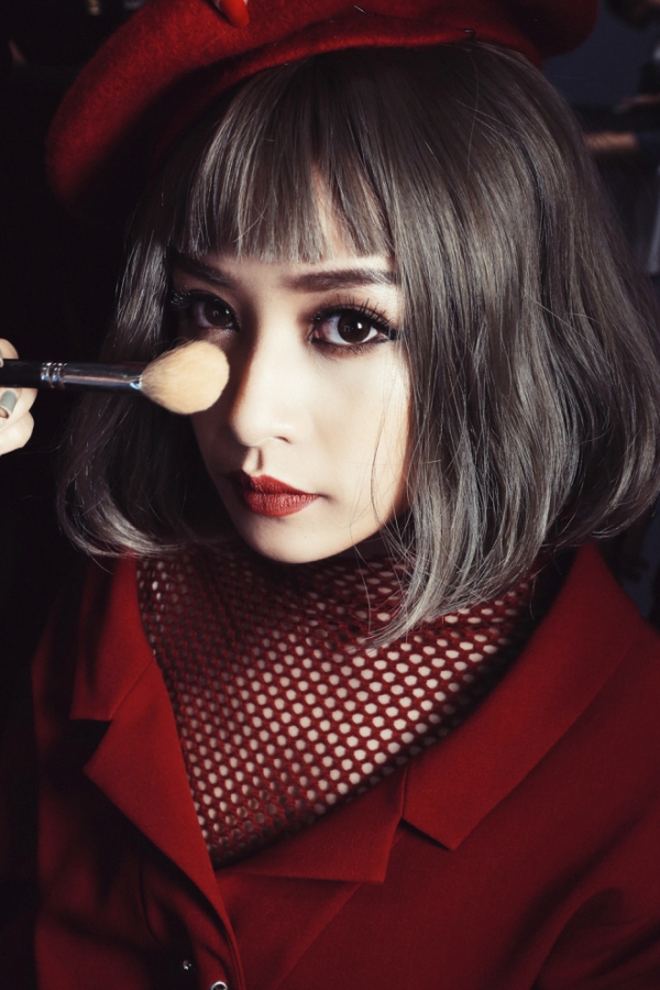 Đây chính là lý do hình ảnh Chi Pu luôn nổi bật dù chụp ở đâu - Ảnh 6. Đây chính là lý do hình ảnh Chi Pu luôn nổi bật dù chụp ở đâu - Ảnh 6.