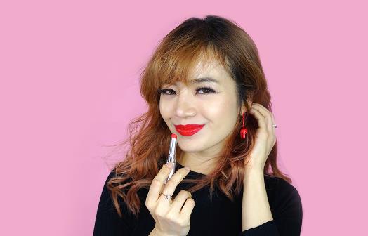 Tết đa phong cách cùng nàng beauty blogger Emmi Hoàng – Happy Skin - Ảnh 2. Tết đa phong cách cùng nàng beauty blogger Emmi Hoàng – Happy Skin - Ảnh 2.