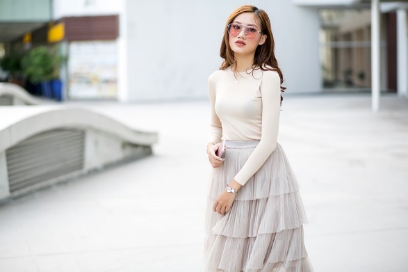 Không thể ngó lơ phong cách phối đồ hồng đa sắc quyến rũ như Pông Chuẩn - Ảnh 5. Không thể ngó lơ phong cách phối đồ hồng đa sắc quyến rũ như Pông Chuẩn - Ảnh 5.