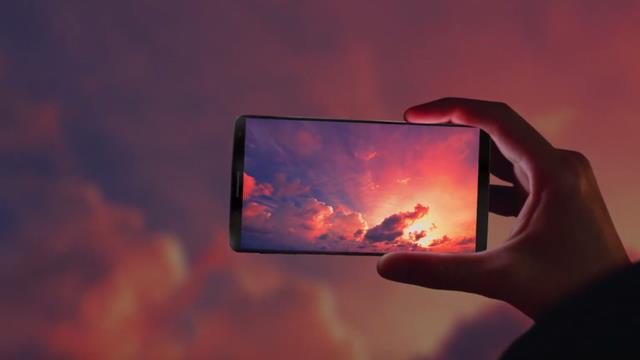 Thiết kế Infinity Display trên Galaxy S8 có ý nghĩa như thế nào với người dùng và cả làng smartphone? - Ảnh 4.