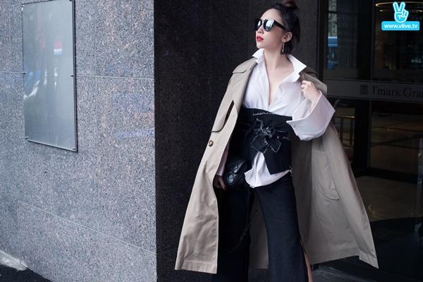Hành trình ấn tượng của Tóc Tiên tại Seoul Fashion Week - Ảnh 12. Hành trình ấn tượng của Tóc Tiên tại Seoul Fashion Week - Ảnh 12.