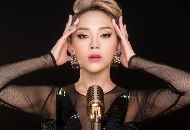 Mắt Barbie – Xu hướng trang điểm cực hot khiến giới trẻ mê tít - Ảnh 3. Mắt Barbie – Xu hướng trang điểm cực hot khiến giới trẻ mê tít - Ảnh 3.