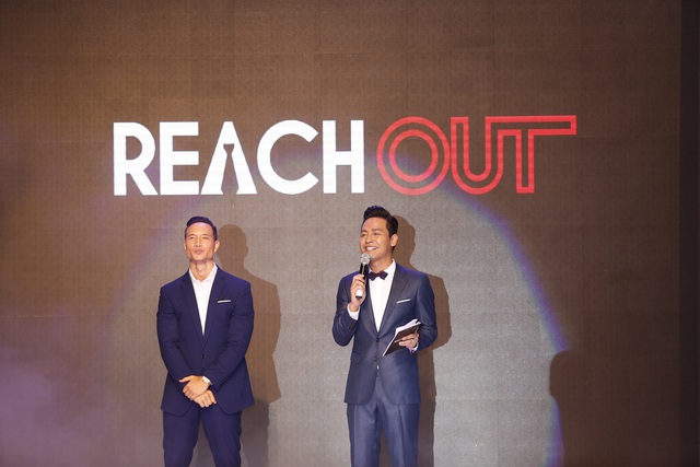 Kim Lý cùng mẫu tây đầy nam tính, cuốn hút trong BST Reach-out - Ảnh 4. Kim Lý cùng mẫu tây đầy nam tính, cuốn hút trong BST Reach-out - Ảnh 4.