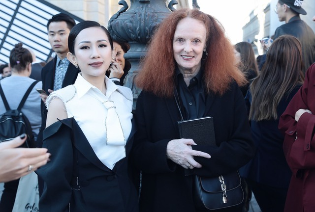 Cô gái Việt hội ngộ loạt fashionista đình đám thế giới tại Paris Fashion Week - Ảnh 7. Cô gái Việt hội ngộ loạt fashionista đình đám thế giới tại Paris Fashion Week - Ảnh 7.