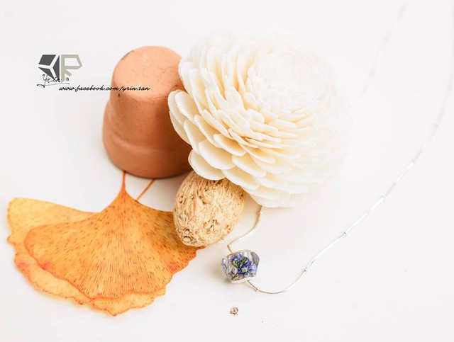 Trang sức hoa đốn tim nàng ngày 20/10 - Ảnh 6. Trang sức hoa đốn tim nàng ngày 20/10 - Ảnh 6.