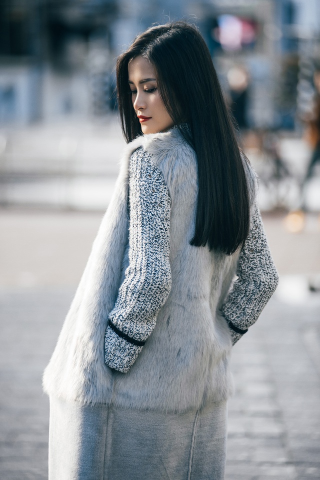 Đông Nhi gợi ý hô biến phong cách cực trendy cho cô nàng tóc đen cổ điển - Ảnh 13. Đông Nhi gợi ý hô biến phong cách cực trendy cho cô nàng tóc đen cổ điển - Ảnh 13.