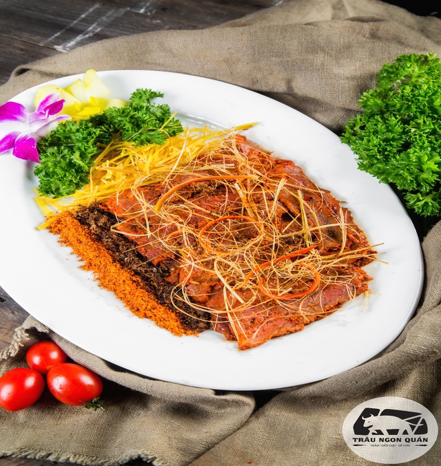 Độc đáo “Xe cân bằng” phục vụ thượng khách tại Thiên đường Trâu Quán - Ảnh 2.