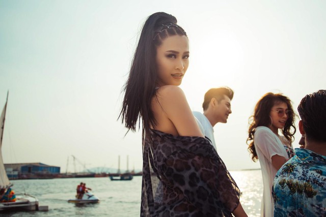 Băn khoăn nên chọn trang phục gì diện đi biển hè này? Đây là lời khuyên dành cho bạn - Ảnh 7. Băn khoăn nên chọn trang phục gì diện đi biển hè này? Đây là lời khuyên dành cho bạn - Ảnh 7.