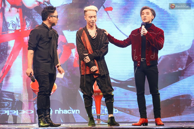 Sơn Tùng M-TP cùng Triple D lần đầu biểu diễn Remix “Lạc Trôi” trong sự kiện EDM hoành tráng - Ảnh 3.