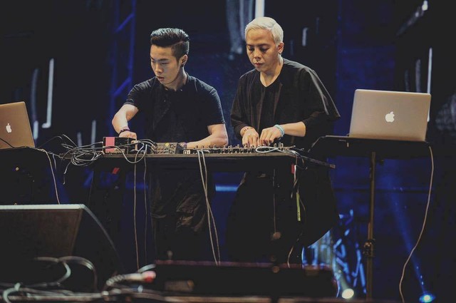 Sơn Tùng M-TP cùng Triple D lần đầu biểu diễn Remix “Lạc Trôi” trong sự kiện EDM hoành tráng - Ảnh 4.