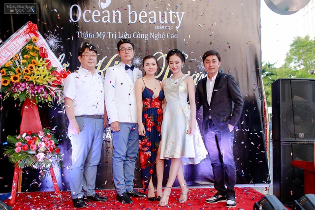 Trốn khỏi Sài Gòn, Angela Phương Trinh đến Ocean Beauty and Cosmetic làm đẹp - Ảnh 2.