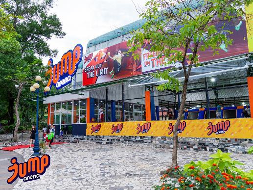Trung tâm giải trí bạt nhún Jump Arena khai trương chi nhánh mới tại khu vực công viên Lê Thị Riêng - Ảnh 1.