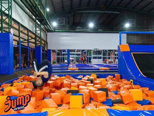 Trung tâm giải trí bạt nhún Jump Arena khai trương chi nhánh mới tại khu vực công viên Lê Thị Riêng - Ảnh 2.