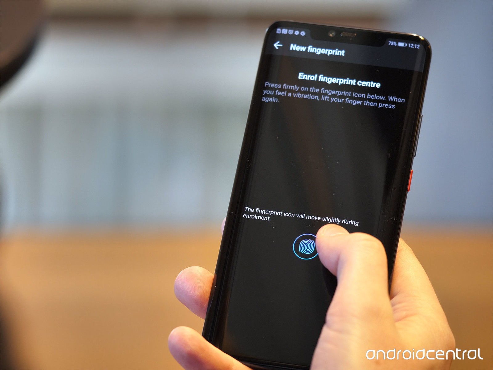 Huawei chính thức bán ra màu Twilight mới cho Mate 20 Pro