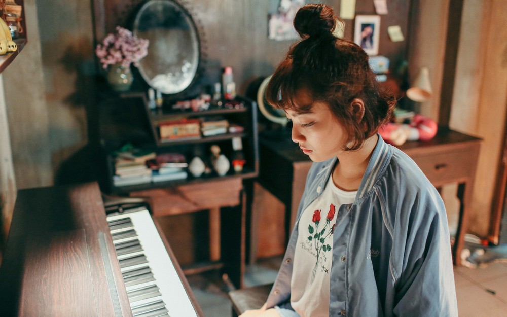 Gặp cô em gái nổi loạn của danh hài Thái Hòa trong Chàng vợ của em - Ảnh 3. Gặp cô em gái nổi loạn của danh hài Thái Hòa trong Chàng vợ của em - Ảnh 3.