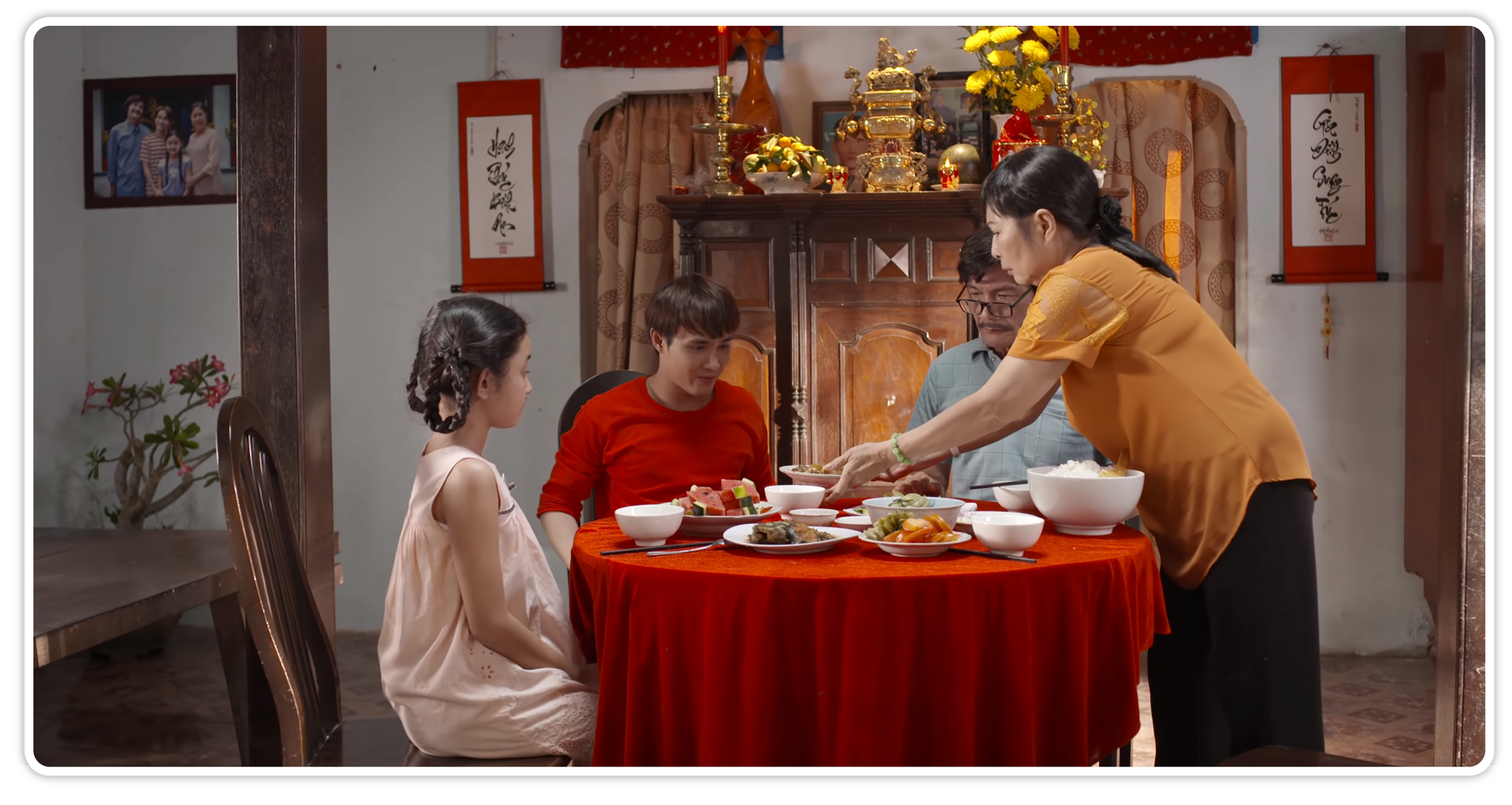 Có ai ăn Tết trọn vẹn mà không qua nhiều trải nghiệm? - Ảnh 8.