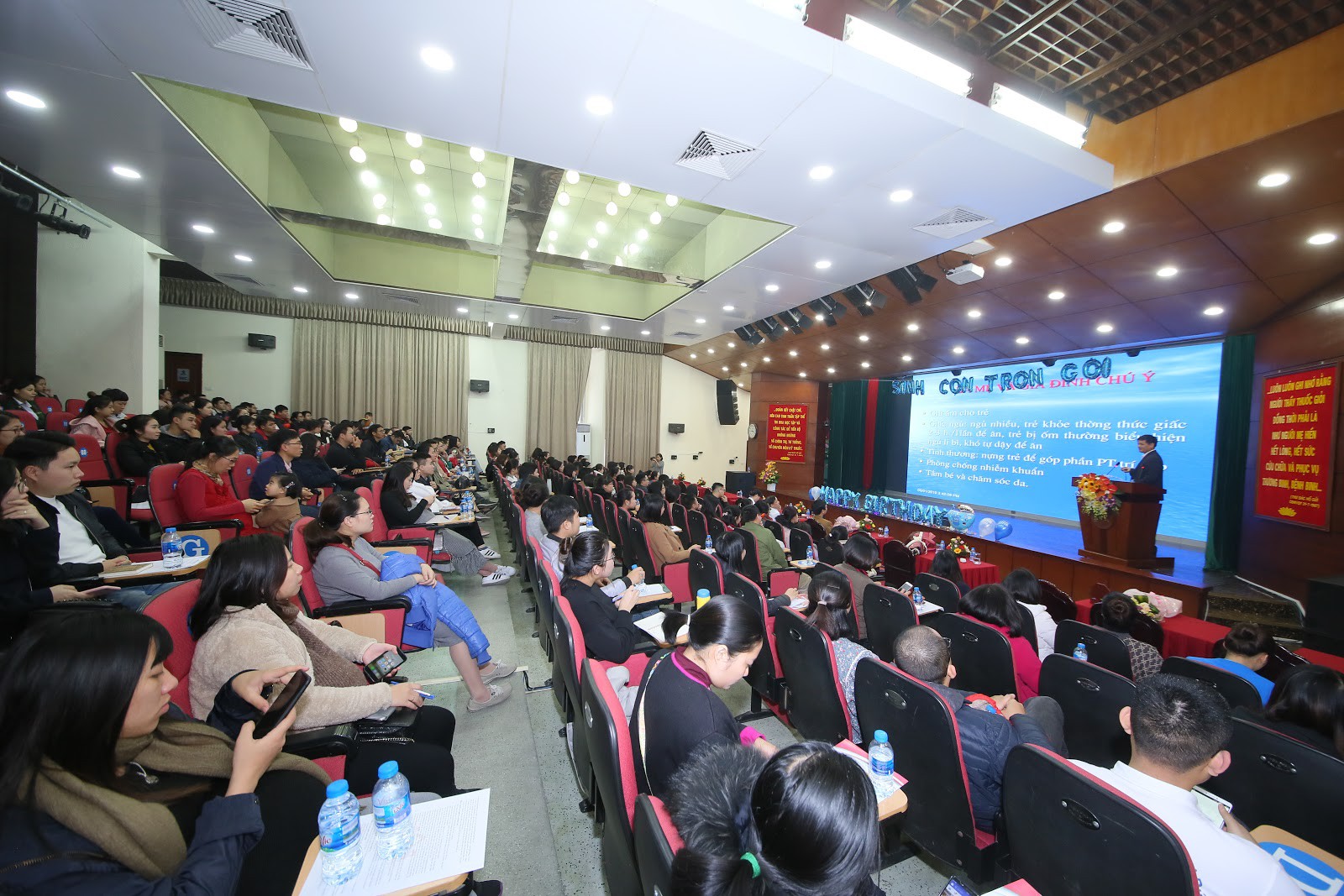 Latex giảm eo made in Việt Nam được giới thiệu hoành tráng tại hội nghị Bệnh viện TƯQĐ 108 - Ảnh 1.