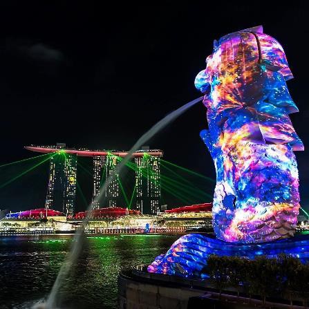 Chơi gì trong những lễ hội ánh sáng rực rỡ ở Singapore - Ảnh 1.