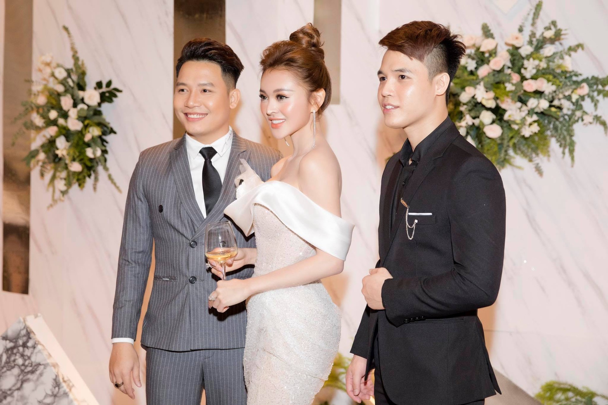 Thương hiệu mỹ phẩm Trang Nemo - phụ nữ việt phải luôn “ toả sáng từng khoảnh khắc - Ảnh 5. Thương hiệu mỹ phẩm Trang Nemo - phụ nữ việt phải luôn “ toả sáng từng khoảnh khắc - Ảnh 5.