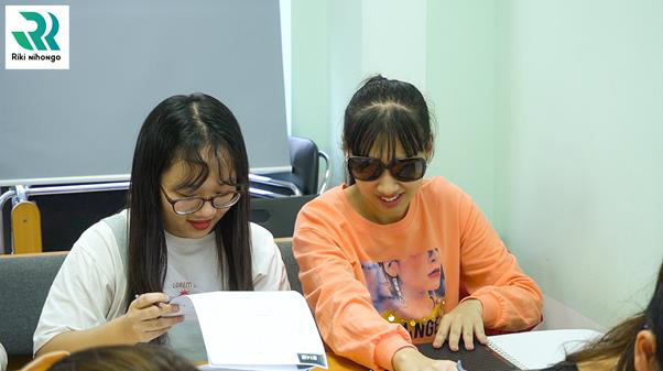 Hành trình học tiếng Nhật của cô gái khiếm thị - Ảnh 2.