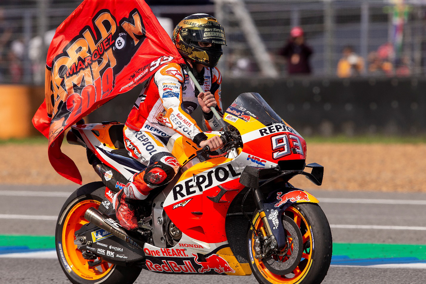 Honda chiến thắng tuyệt đối ở cả 3 danh hiệu mùa giải MotoGP 2019 - Ảnh 4.