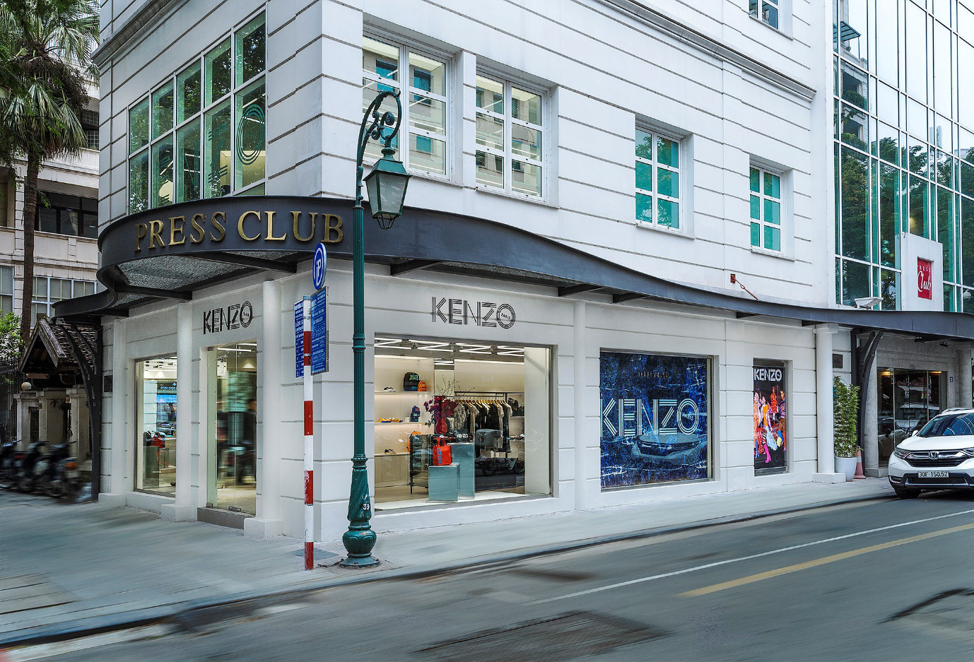 KENZO ch&agrave;o đ&oacute;n cửa h&agrave;ng mới tại địa điểm đẹp bậc nhất H&agrave; Nội - Ảnh 1.