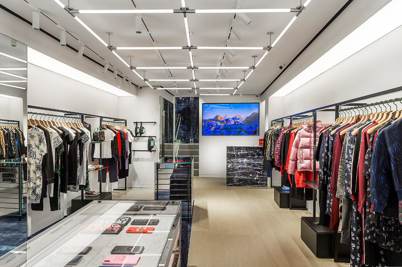 KENZO ch&agrave;o đ&oacute;n cửa h&agrave;ng mới tại địa điểm đẹp bậc nhất H&agrave; Nội - Ảnh 10.