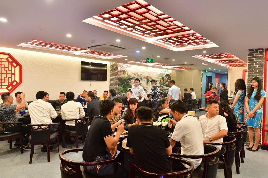 Khai trương Lẩu B&ograve; Trung Hoa 328 Th&aacute;i H&agrave;: Điểm check-in mới cực sang chảnh cho t&iacute;n đồ ẩm thực - Ảnh 8.