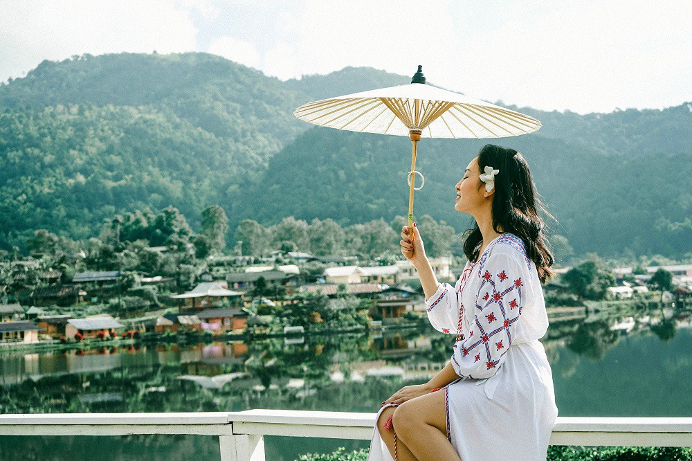 Ngắm Chiang Mai đẹp lịm tim qua những khung hình xanh mướt của Đỗ Vy - Ảnh 10.