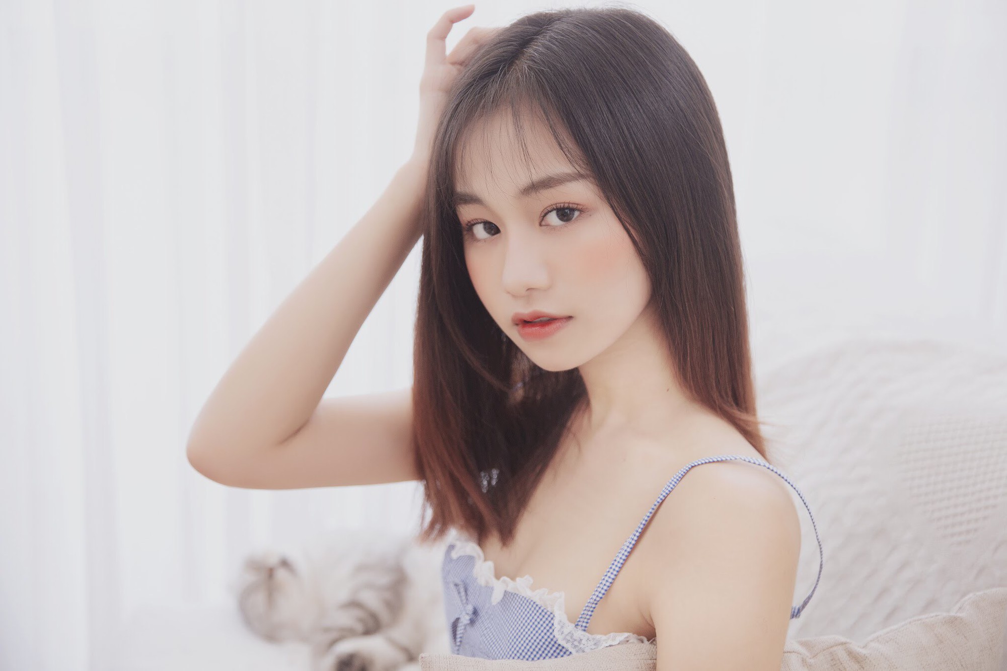 Ngân Hòa - nữ chính trong “Một Bước Yêu Vạn Dặm Đau” là ai mà khiến dân tình mê mẩn đến thế? - Ảnh 5. Ngân Hòa - nữ chính trong “Một Bước Yêu Vạn Dặm Đau” là ai mà khiến dân tình mê mẩn đến thế? - Ảnh 5.