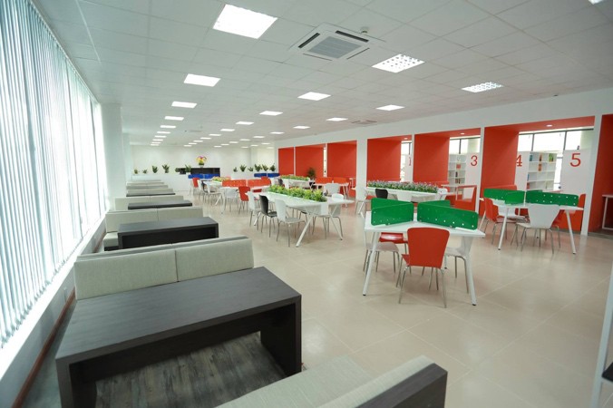 Đột nhập thư viện đẹp rụng tim của sinh vi&ecirc;n Đại học FPT Cần Thơ - Ảnh 5.