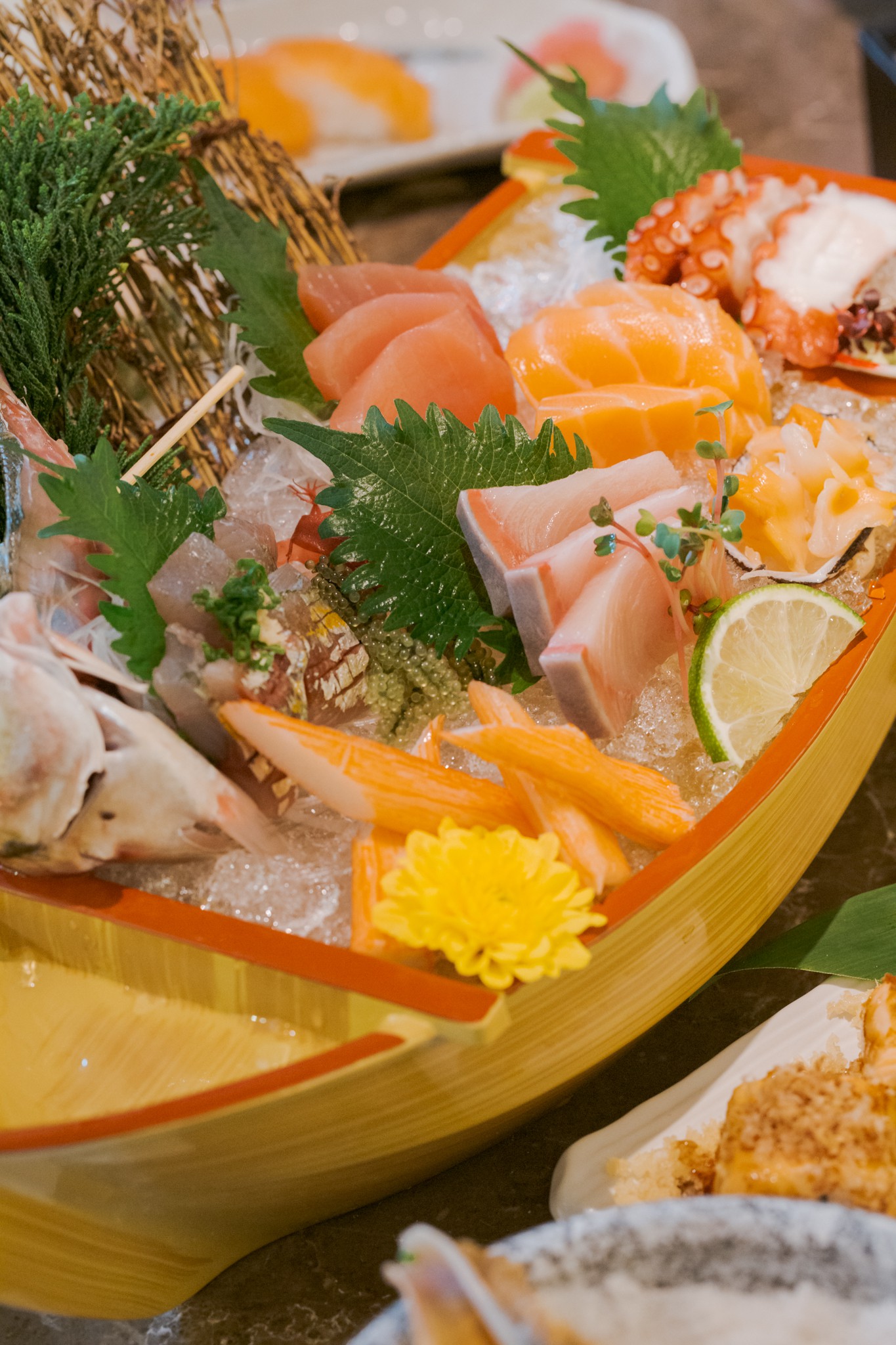 Sushi Hokkaido Sachi khai trương chi nhánh mới, trình làng 2 món “đánh gục” những người sành ăn - Ảnh 12.
