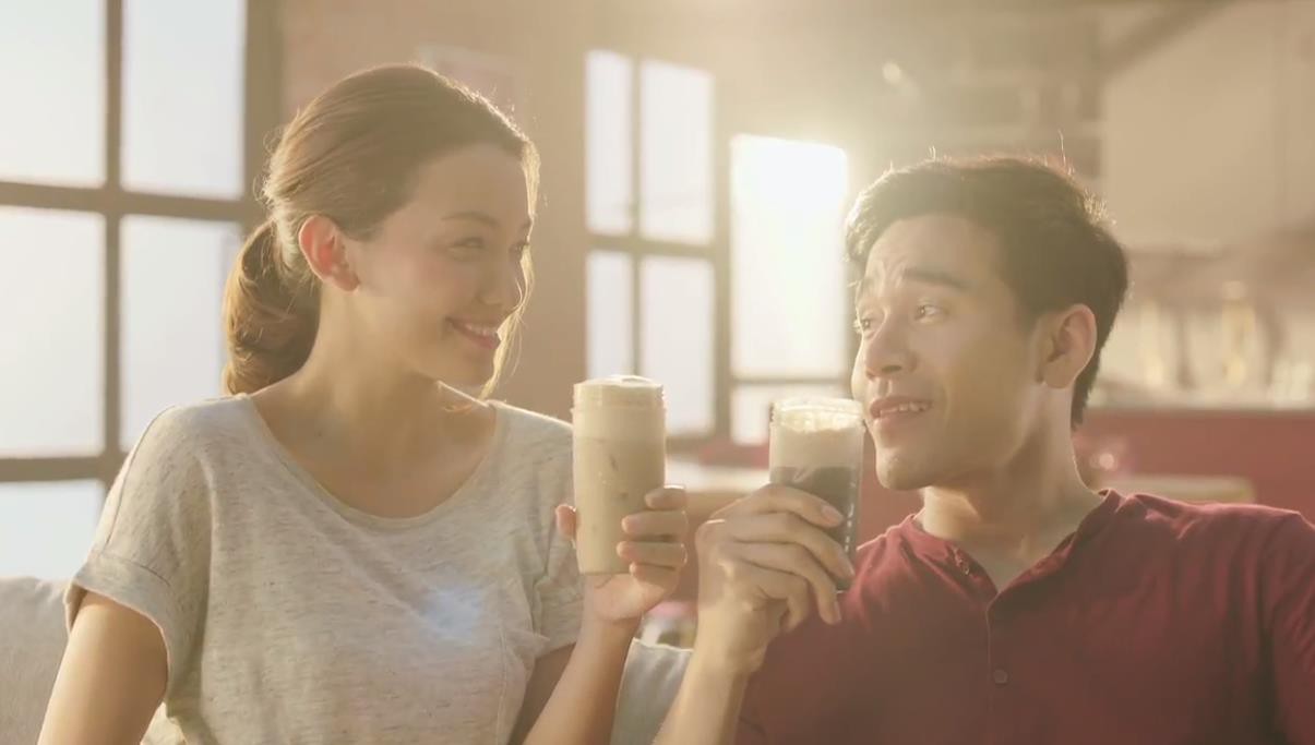Bộ tranh vui này sẽ cho bạn biết yêu nhau mùa nóng khổ như thế nào! - Ảnh 7. Bộ tranh vui này sẽ cho bạn biết yêu nhau mùa nóng khổ như thế nào! - Ảnh 7.
